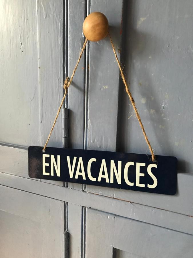 Les Galineaux Villa La Roquille Luaran gambar