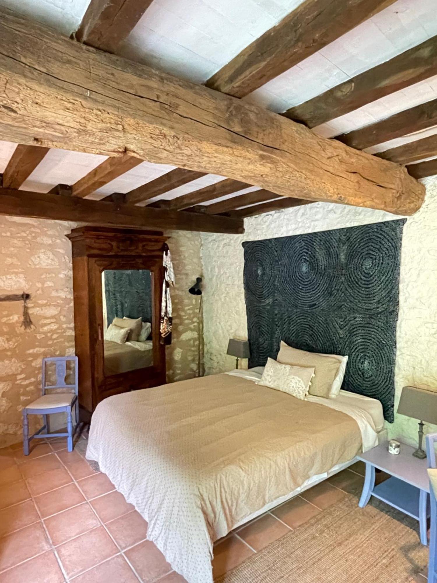 Les Galineaux Villa La Roquille Luaran gambar
