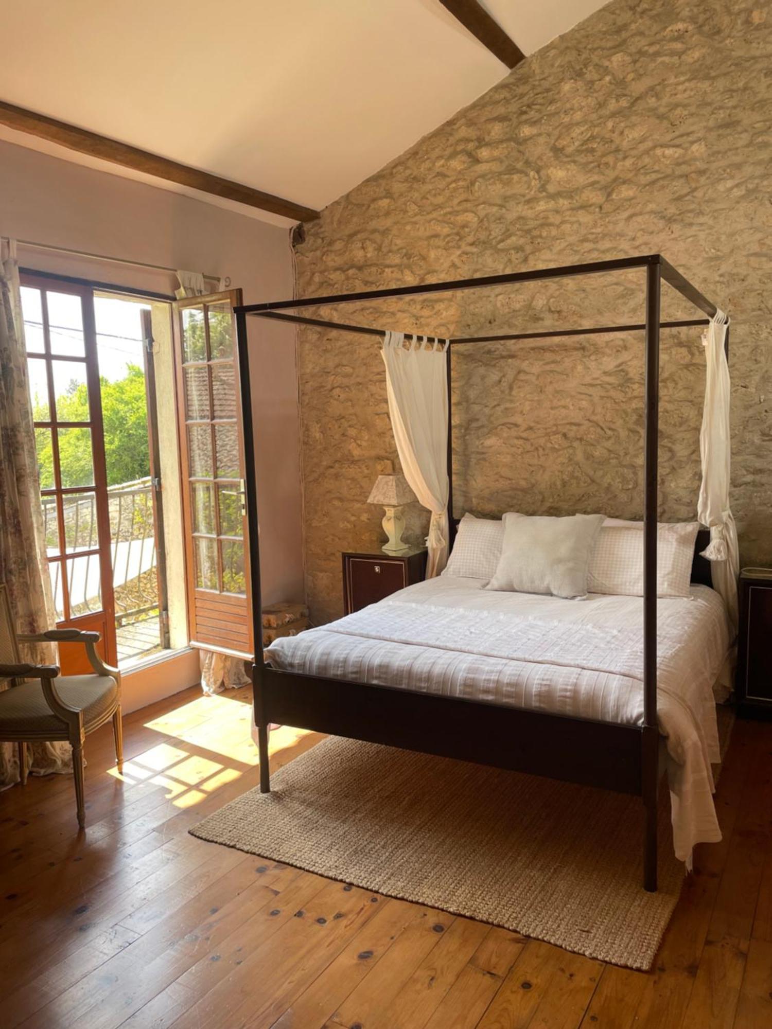 Les Galineaux Villa La Roquille Luaran gambar