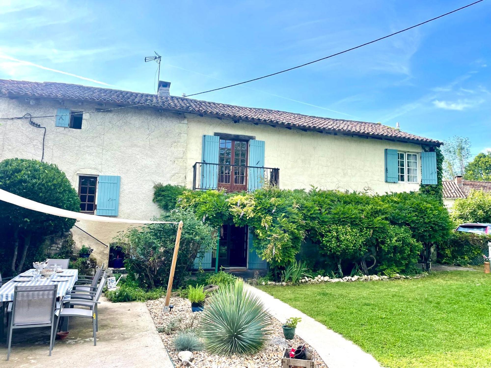 Les Galineaux Villa La Roquille Luaran gambar
