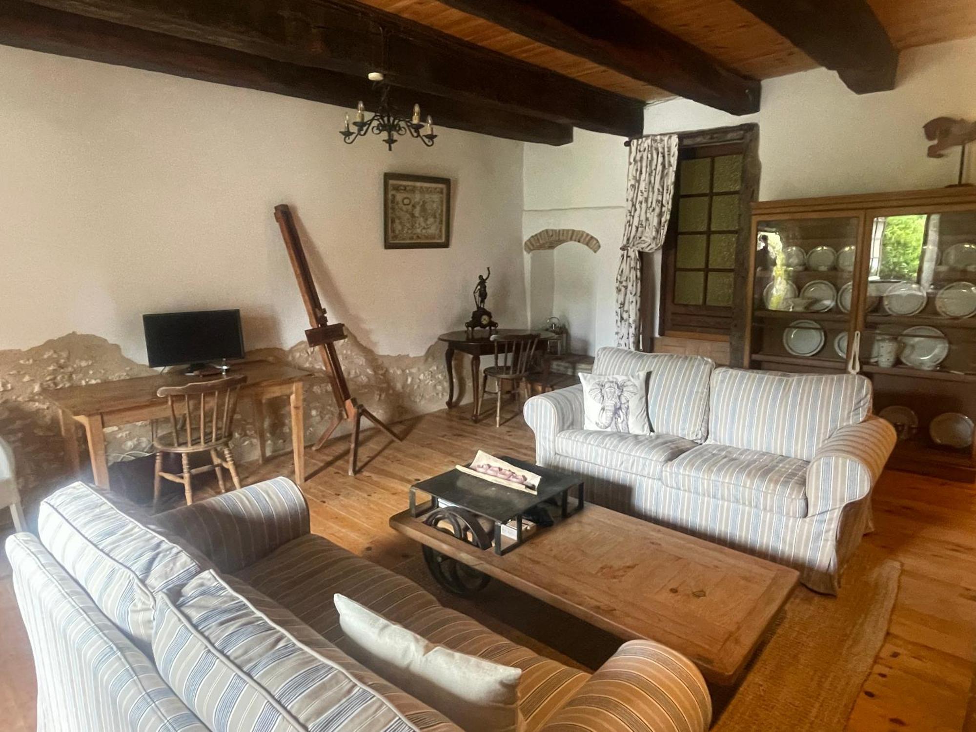 Les Galineaux Villa La Roquille Luaran gambar