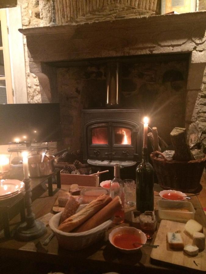 Les Galineaux Villa La Roquille Luaran gambar